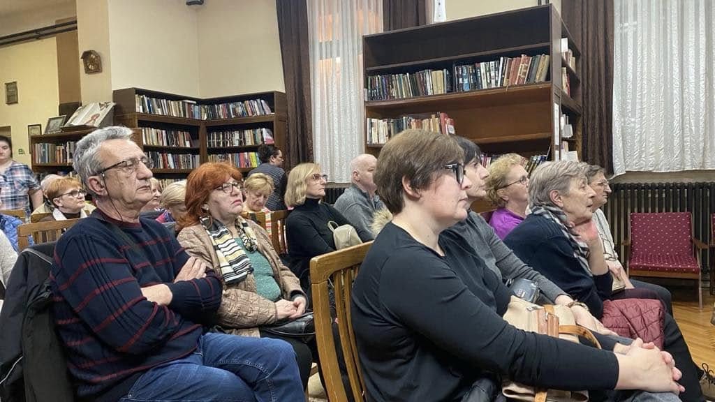 Predavanje_u_apatinskoj_biblioteci_6.jpg